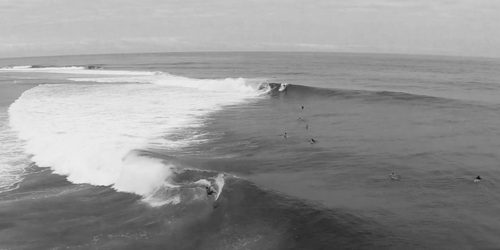 escuela de surf en cantabria fiji drones