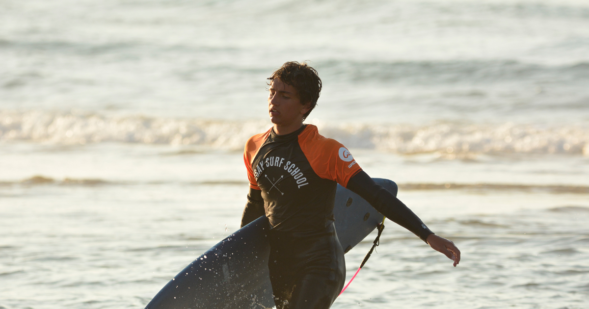 surf-camp-septiembre-playa-de-berria