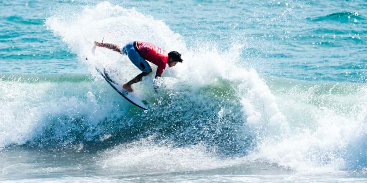 surf-en-tokio-gabriel-medina surf-en-tokio-gabriel-medina
