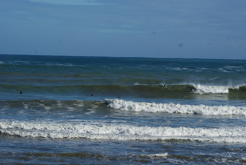 Surf en la playa de Cadavedo
