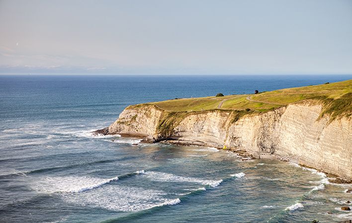 hacer-surf-playa-penarubia-asturias