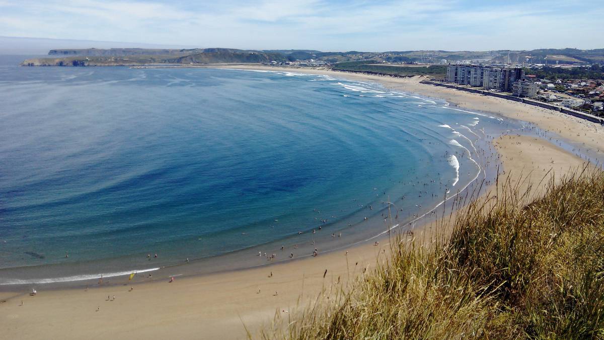 salinas-asturias-hacer-surf