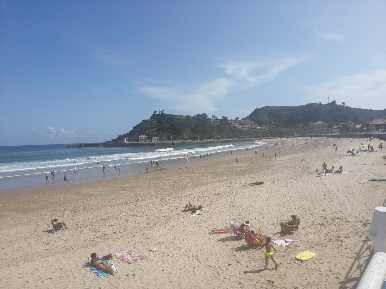 surf-playa-santa-marina-asturias