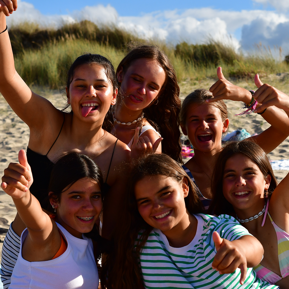 surf-camp-para-menores-adolescentes La vida en la playa - Surf Camp para menores y adolescentes