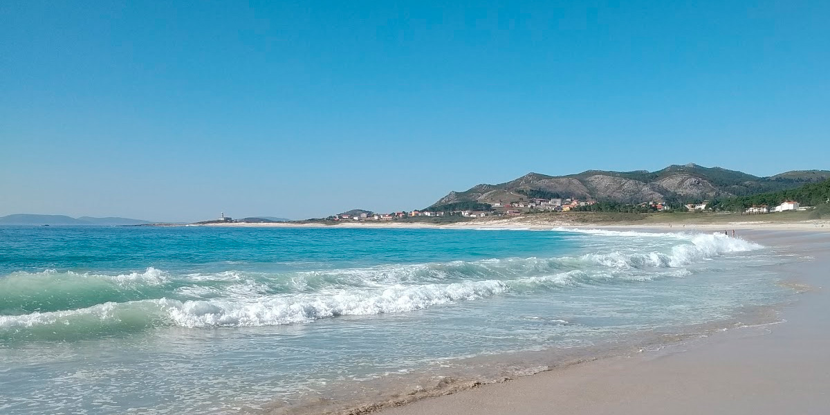 Hacer surf en Galicia - Playa de Lariño