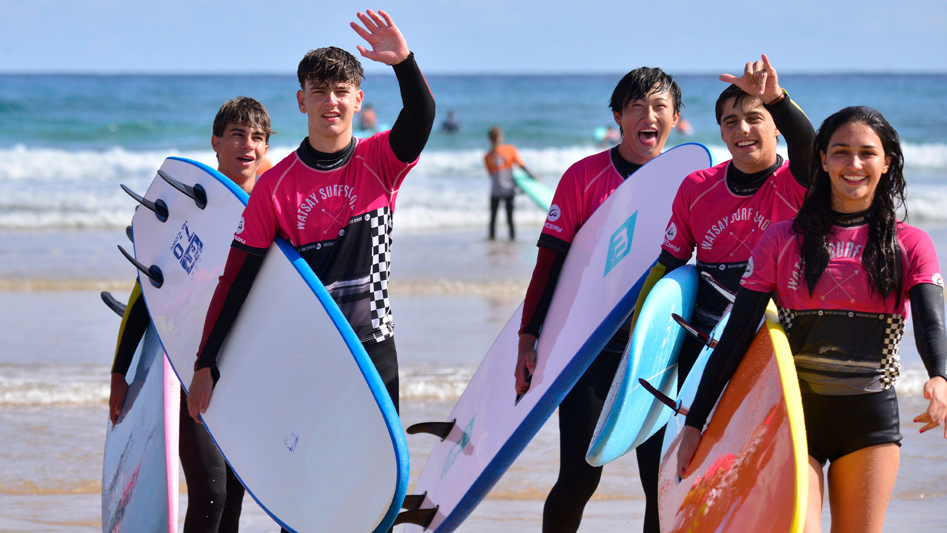 Surf Camp menores 2026 - Plan Amigo